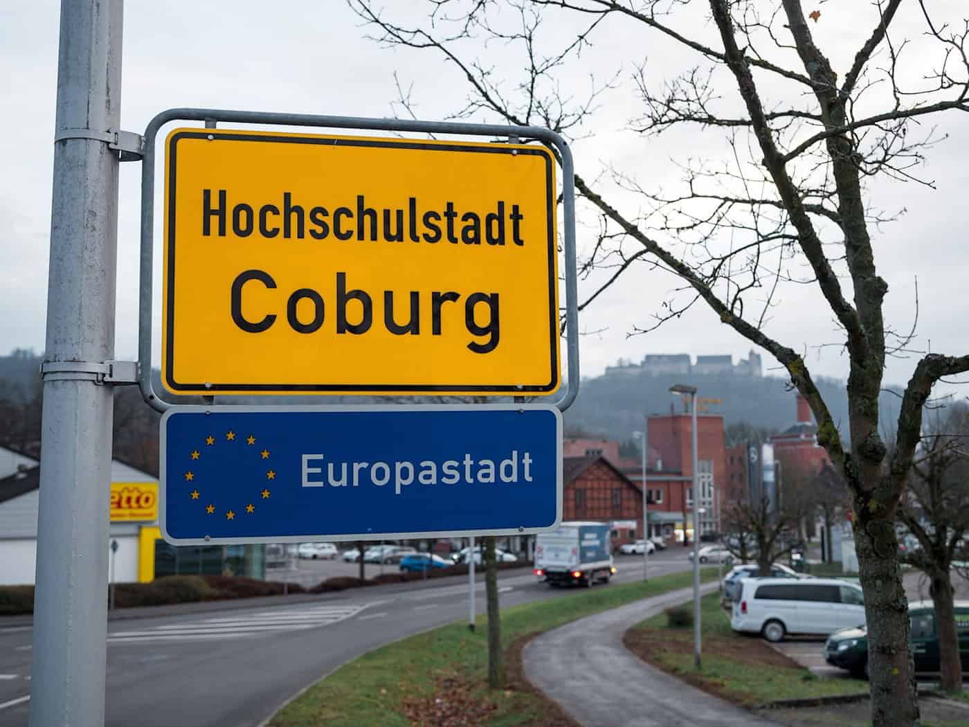 In Coburg treffen sich über Pfingsten zahlreiche Burschenschaftler. (Symbolbild) / Foto: Daniel Vogl/dpa
