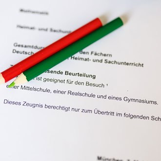 Der entscheidende Satz: In welche Schule darf das Kind in der fünften Klasse gehen? (Archivbild) / Foto: Matthias Balk/dpa