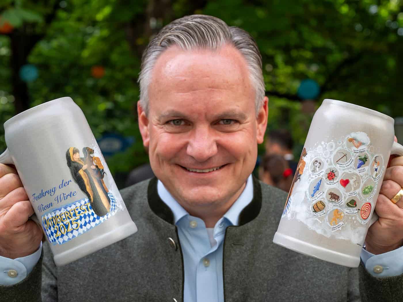 Für Wiesn-Chef Christian Scharpf ist «Skandal im Sperrbezirk» Münchner Musikgeschichte. (Archivfoto) / Foto: Peter Kneffel/dpa
