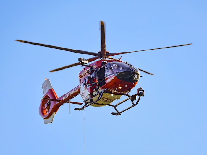 Nach beiden Unfällen waren Rettungshubschrauber im Einsatz. (Symbolbild) / Foto: Christoph Reichwein/dpa