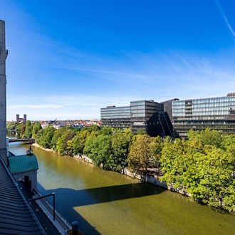 Der Vorfall ereignete sich laut Polizei am Deutschen Museum. (Archivbild) / Foto: Peter Kneffel/dpa