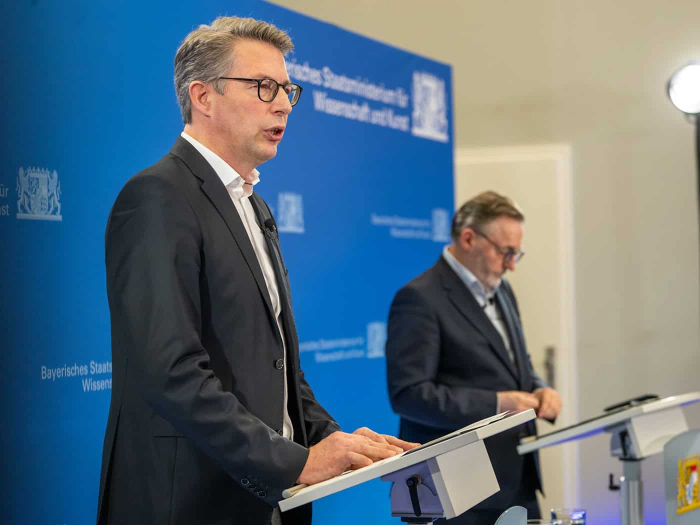 Bayerns Kunstminister Blume und Pinakotheken-Chef Biebl begrüßen die Entscheidung (Archivbild). / Foto: Leonie Asendorpf/dpa