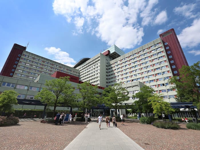 Der Freistaat will viel Geld für seine Unikliniken ausgeben. (Archivbild) / Foto: Karl-Josef Hildenbrand/dpa