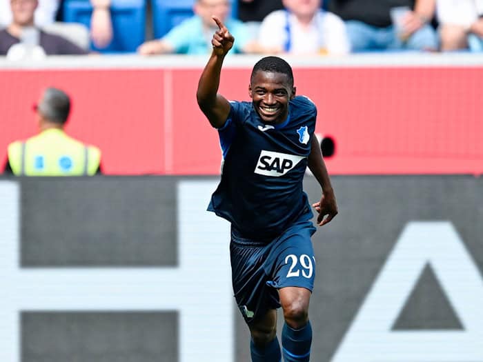 Hoffenheims Bazoumana Touré steht bei vielen europäischen Topclubs auf dem Zettel. (Archivbild) / Foto: Uwe Anspach/dpa