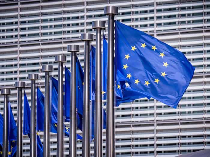 Die EU-Kommission genehmigt die staatliche Hilfe. (Symbolbild) / Foto: Michael Kappeler/dpa