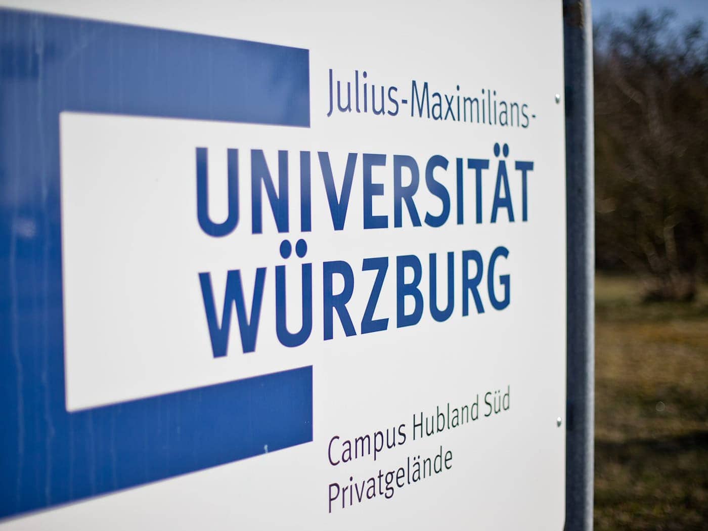 In Würzburg ist die Zahl zugangsbeschränkter Studiengänge deutlich gestiegen. (Symbolbild) / Foto: Daniel Karmann/dpa