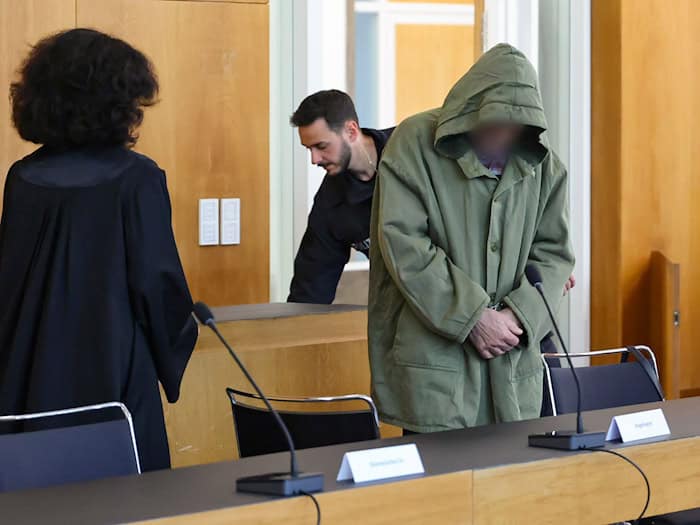 Der Verdächtige konnte erst im vergangenen Jahr gefasst werden. (Archivbild) / Foto: Daniel Löb/dpa