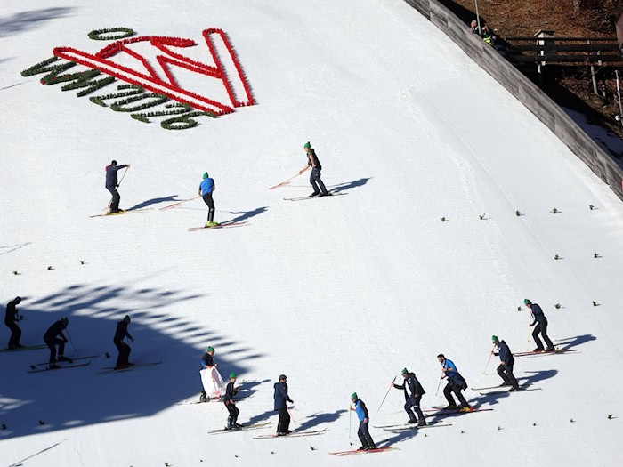 Oberstdorf muss sich mit einer Entscheidung über seine Kandidatur für die Ski-WM 2031 noch gedulden. (Archivbild) / Foto: Karl-Josef Hildenbrand/dpa