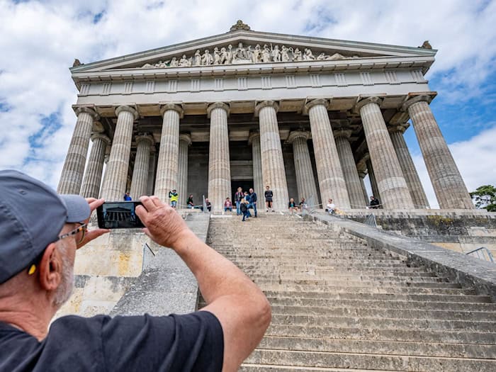 Die Walhalla ist ein beliebtes Ausflugsziel. / Foto: Armin Weigel/dpa