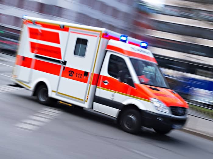 Viele Rettungskräfte waren im Einsatz. (Symbolbild) / Foto: Nicolas Armer/dpa