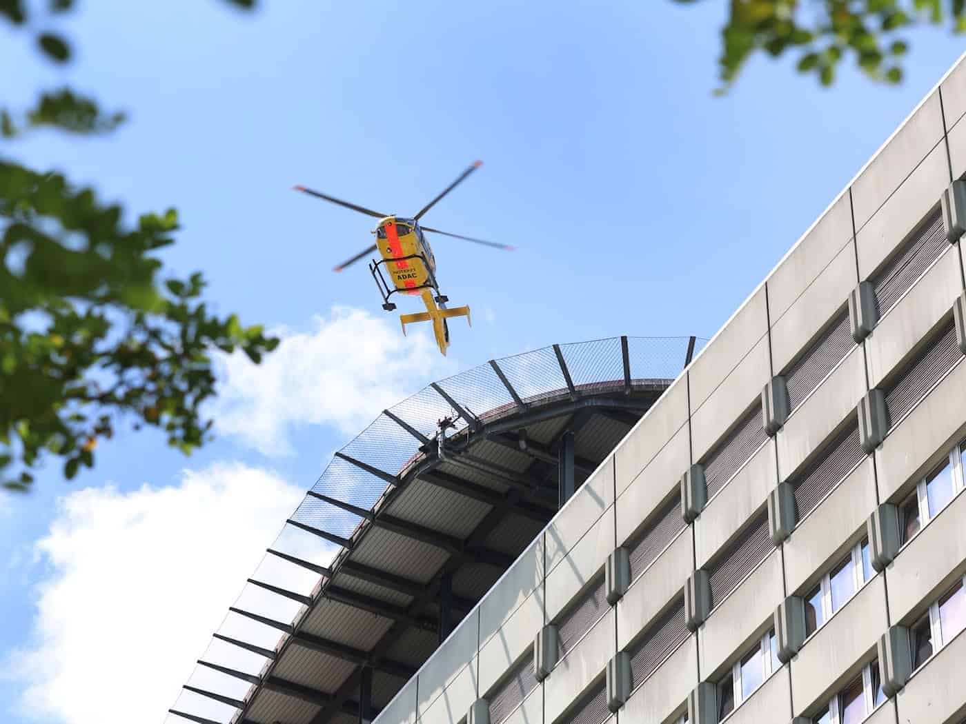 Der 71-Jährige wurde per Hubschrauber ins Krankenhaus geflogen. (Symbolbild)  / Foto: Karl-Josef Hildenbrand/dpa