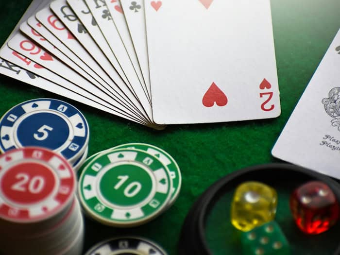 Sportwetten oder Online-Casino: Welcher Willkommensbonus passt zu dir?