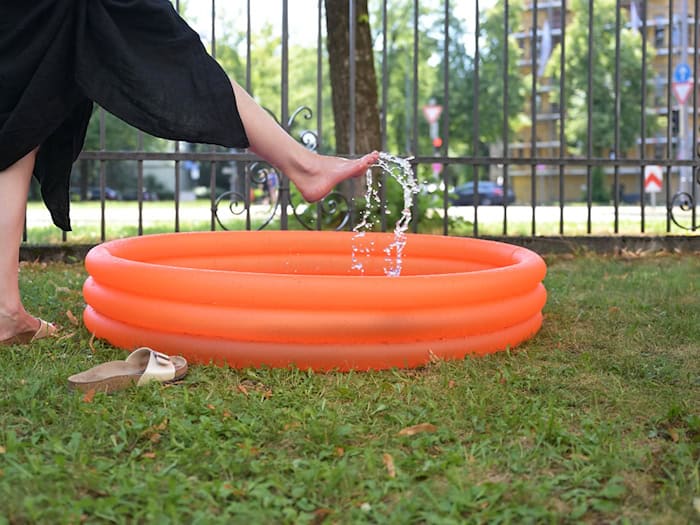 Die Menschen in Bayern müssen sich auf Temperaturen jenseits der 30 Grad einstellen. (Archivbild) / Foto: Malin Wunderlich/dpa