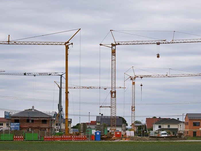 Baugrund in Bayern ist 2025 teurer geworden. / Foto: Karl-Josef Hildenbrand/dpa