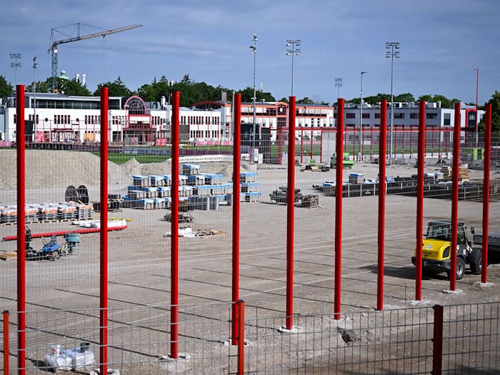 Es wird viel gebaut an der Säbener Straße. / Foto: Sven Hoppe/dpa