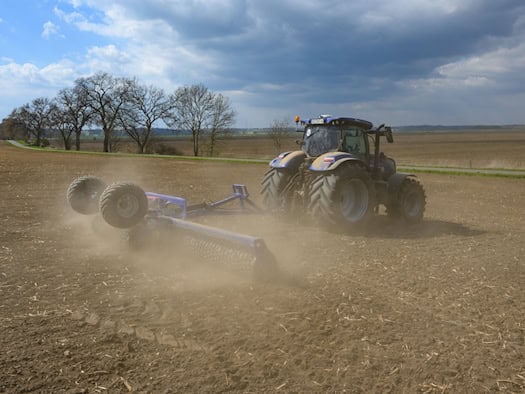 Bayern lockert Naturschutzgesetz: Walzverbot für Grünland größtenteils aufgehoben