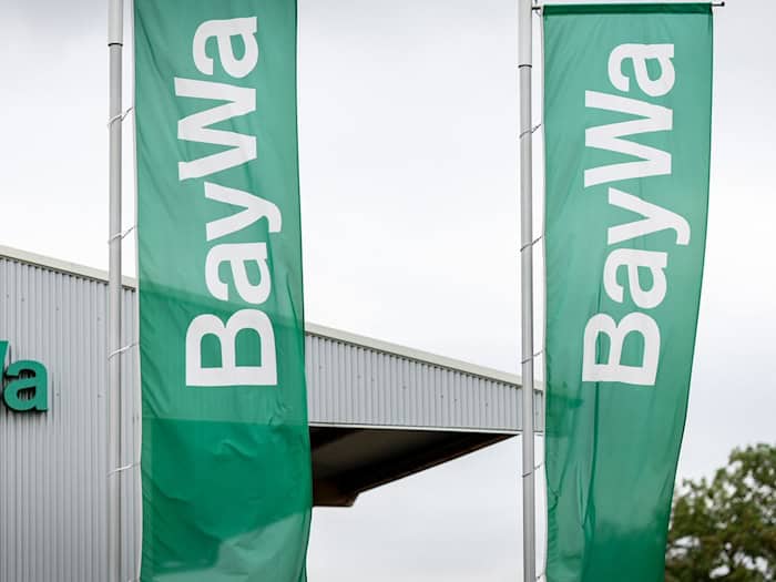Baywa-Standort in Bamberg: Die Sanierung des Konzerns soll nun bis Ende 2030 dauern, und damit zwei Jahre länger dauern als ursprünglich geplant. (Archivbild) / Foto: Daniel Karmann/dpa