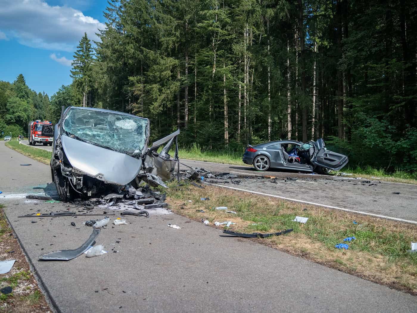 Der Unfall hat drei Menschen das Leben gekostet.  / Foto: Lars Haubner/NEWS5/dpa