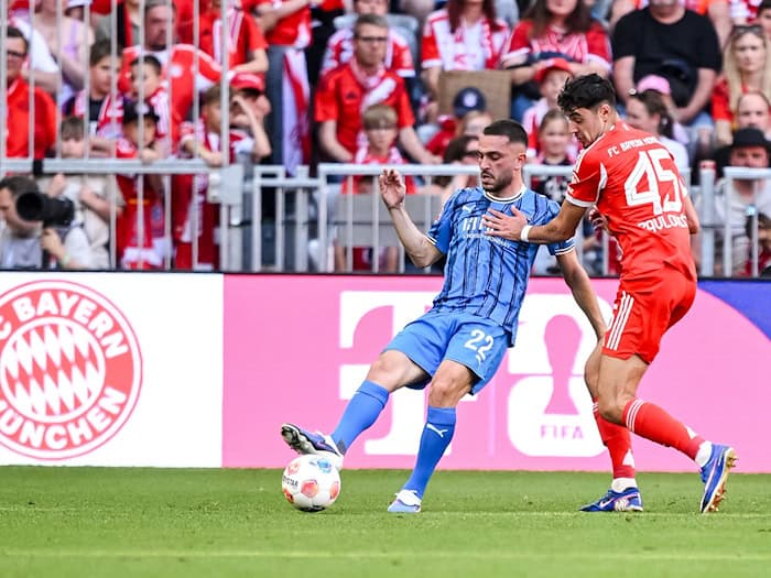 Hier noch Rivalen, bald wieder Teamkollegen bei den Bayern: Ibrahimovic (links) und Pavlovic (rechts). (Archivbild) / Foto: Harry Langer/dpa