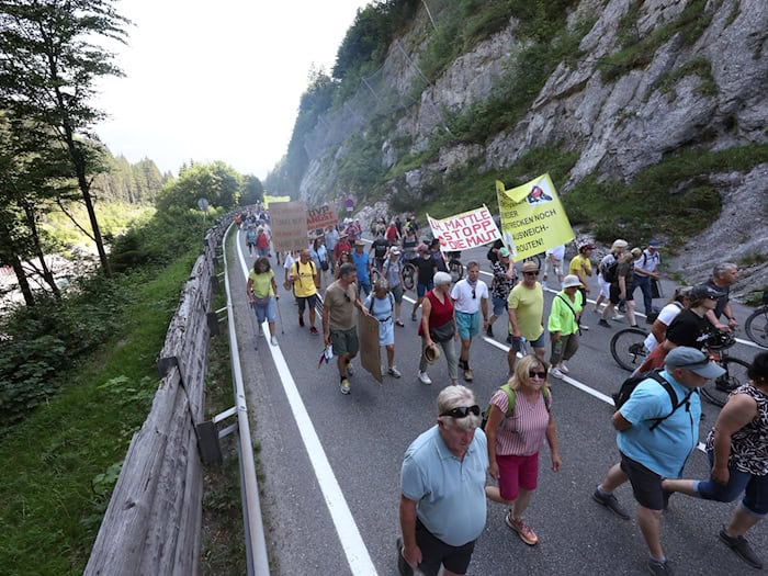 Fernpass in Tirol erneut wegen Anwohner-Demonstrationen gesperrt