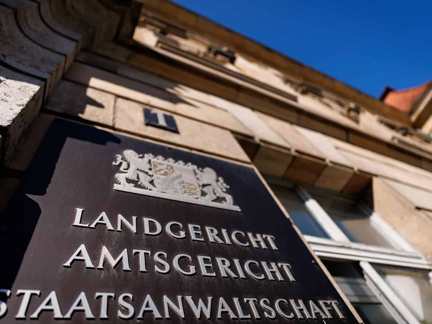 Die Staatsanwaltschaft Schweinfurt ermittelt wegen Totschlags. (Symbolbild) / Foto: Daniel Karmann/dpa