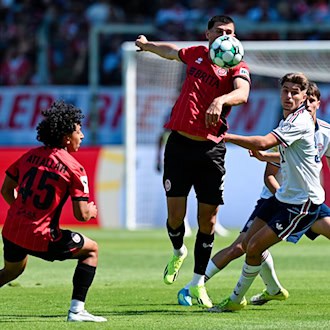 Umkämpfter Test: Wiesbaden empfing den FC Bayern. / Foto: Uwe Anspach/dpa