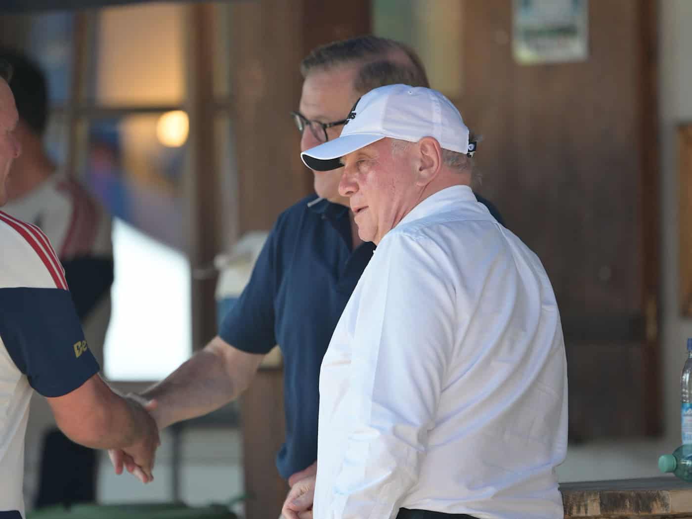 Hoeneß in Rottach-Egern schließt Verkauf von Díaz, Kane und Olise aus