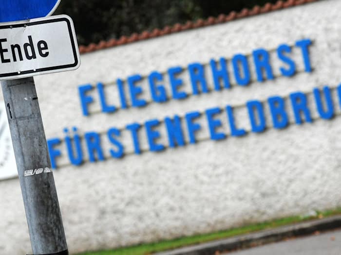 Der Fliegerhorst Fürstenfeldbruck kann auf eine lange und wechselhafte Geschichte zurückblicken. Offenbar sollen hier aber in Zukunft keine Flugzeuge mehr stationiert werden. (Archivbild) / Foto: picture alliance / dpa