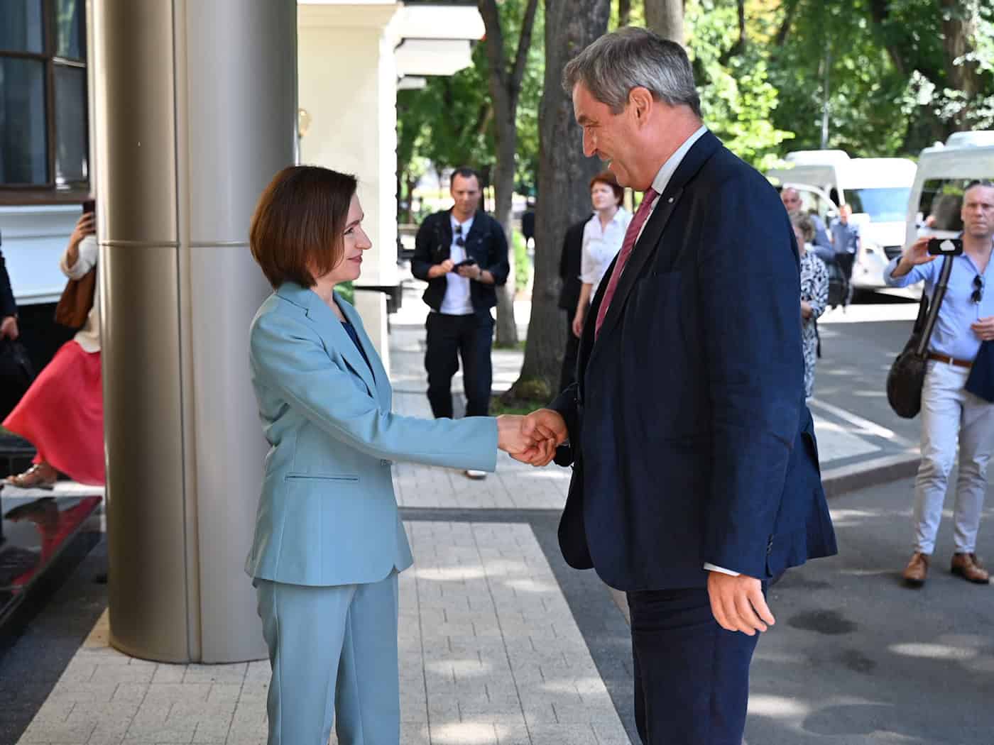 Sandu warnt vor Verzögerungen im EU-Beitrittsverfahren der Republik Moldau nach Söder-Treffen in Chisinau