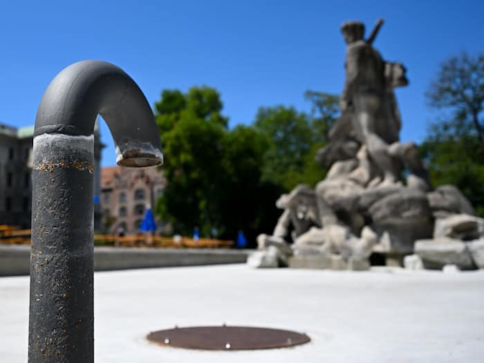 Vor den Verboten hatte die Stadt schon mehrere Brunnen abgeschaltet. (Archivbild) / Foto: Sven Hoppe/dpa