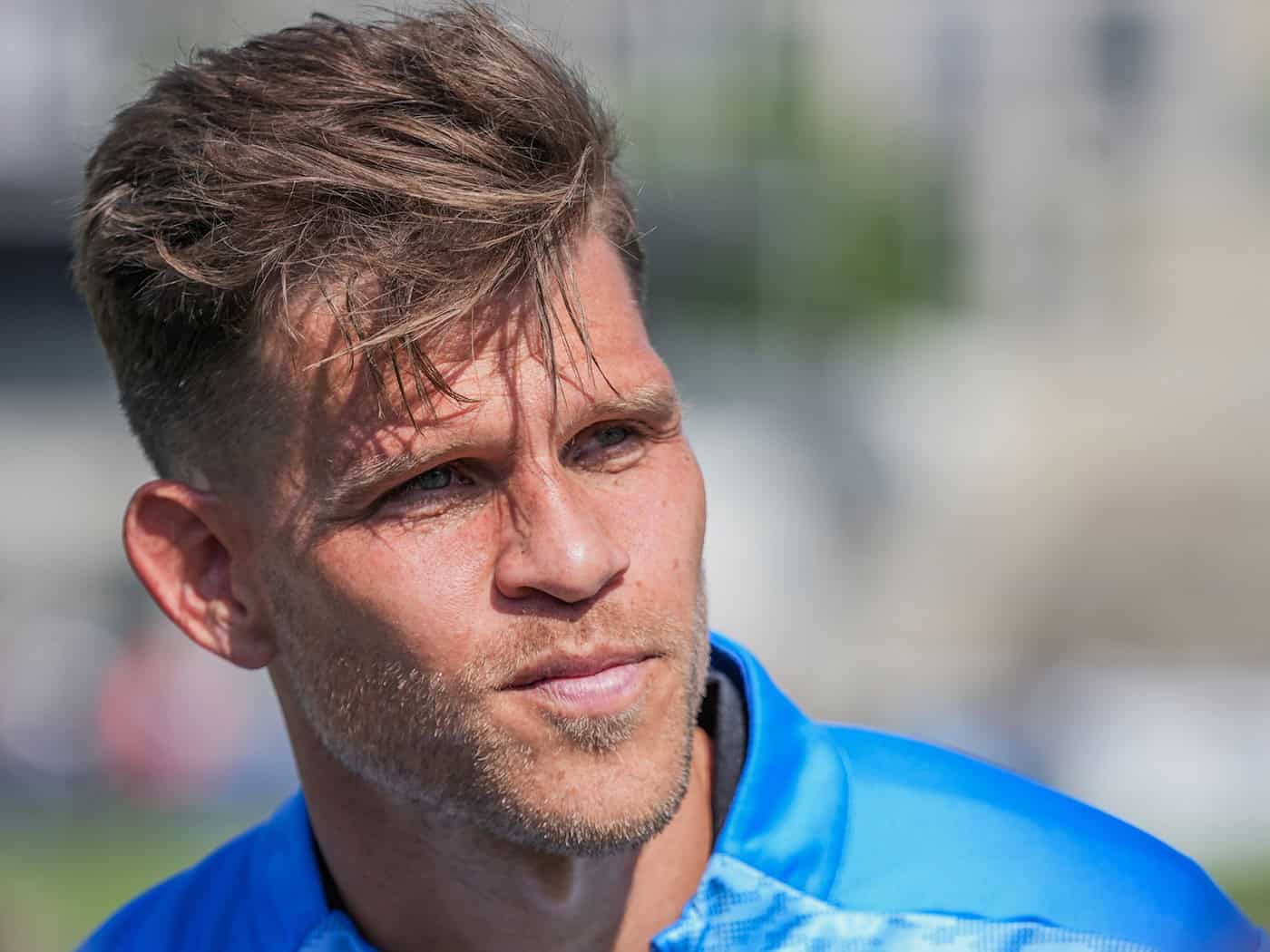 Geht mit den Sechzigern - aber ohne Löwen auf der Brust - in die Regionalliga: Stürmer Florian Niederlechner (Archivbild). / Foto: Helen Fiona/dpa