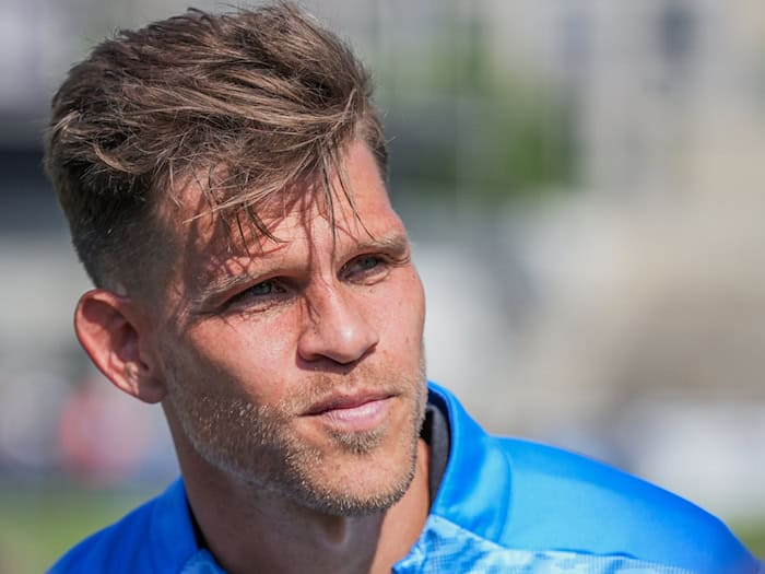 Geht mit den Sechzigern - aber ohne Löwen auf der Brust - in die Regionalliga: Stürmer Florian Niederlechner (Archivbild). / Foto: Helen Fiona/dpa