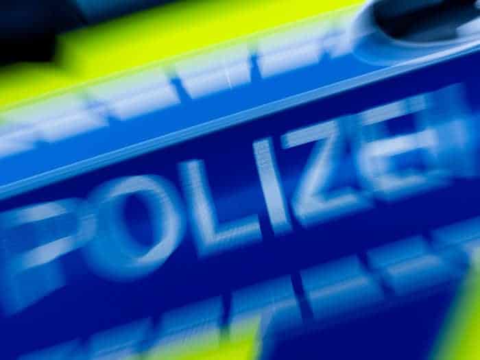 Zahlreiche Kräfte durchsuchten erneut Objekte. (Symbolbild) / Foto: Rolf Vennenbernd/dpa
