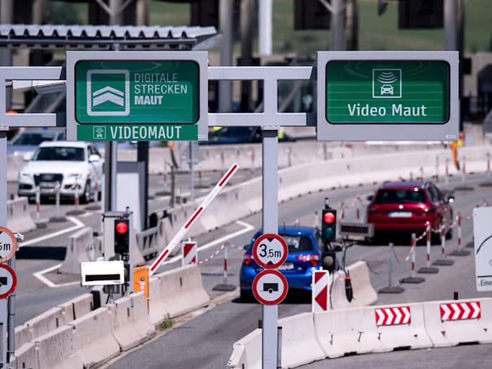 Pünktlich zur Urlaubszeit warnt die Polizei vor Betrug im Netz beim Vignettenkauf. (Symbolbild) / Foto: Sven Hoppe/dpa