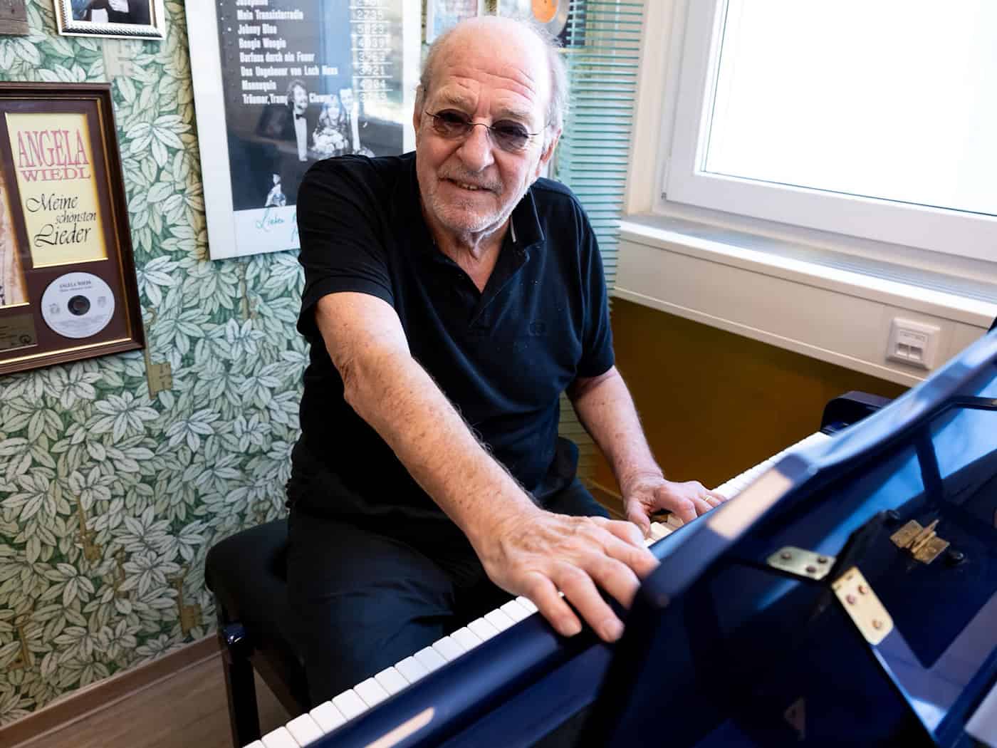Ralph Siegel (80) nach Lungenentzündung von Intensiv- auf Normalstation verlegt