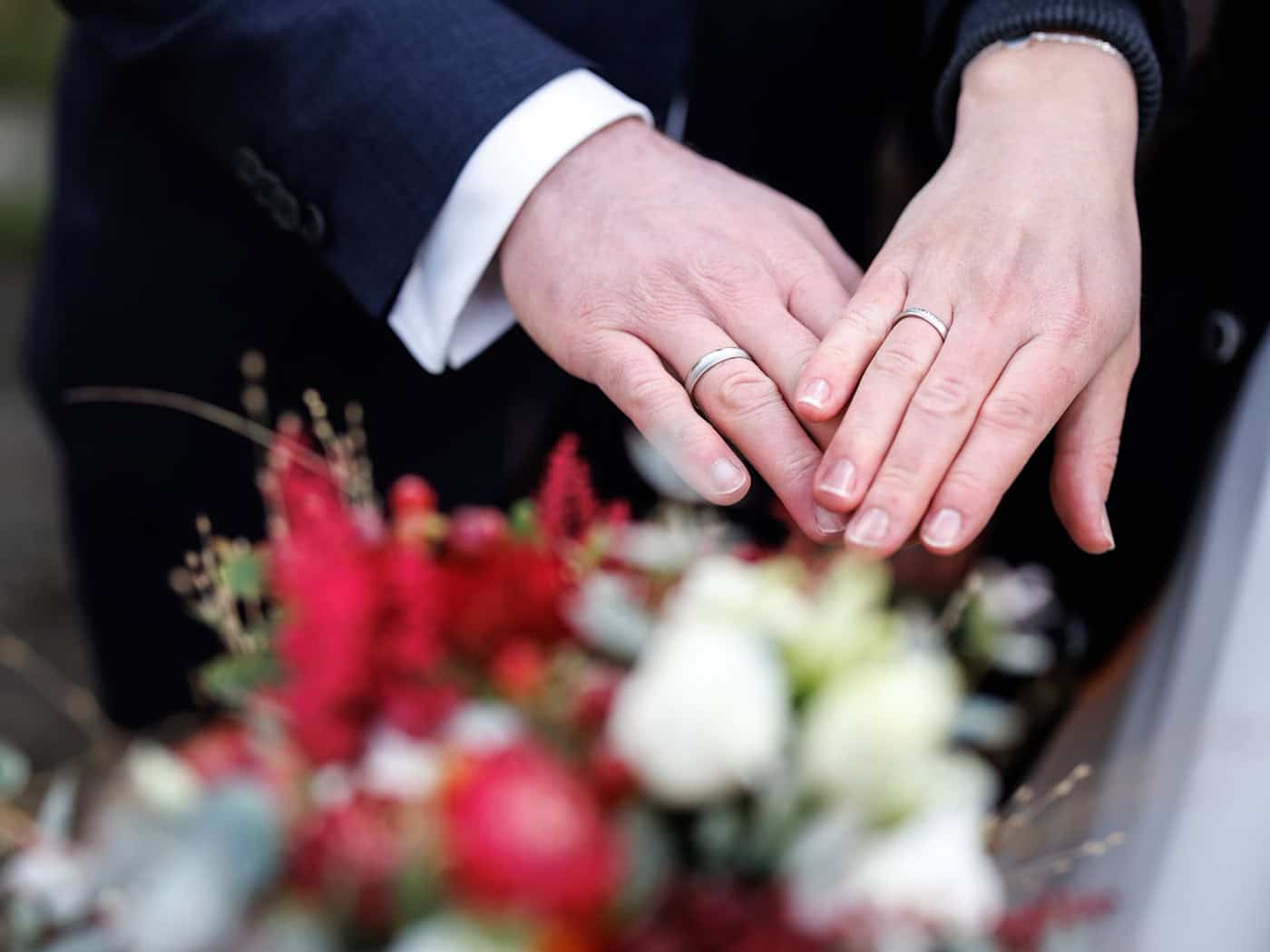 In Bayern heirateten 2025 mehr als 58.000 Paare. (Symbolbild) / Foto: Matthias Balk/dpa/dpa-tmn