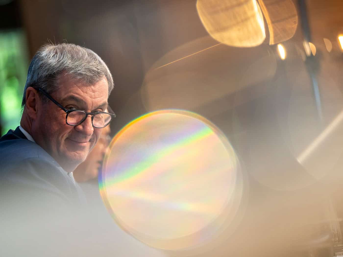 CSU-Chef Söder warnt vor dramatischen Folgen für den Wohlstand in Deutschland, wenn es nicht gelingt, die kriselnde Autoindustrie im Land wieder auf Erfolgskurs zu bringen. / Foto: Peter Kneffel/dpa