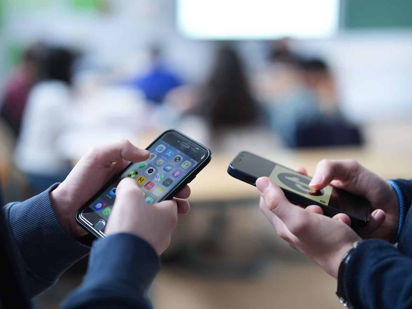 Von EU-Kommissionspräsidentin Ursula von der Leyen beauftragte Experten empfehlen, den Zugang zu Social Media für Kinder unter 13 Jahren in allen Mitgliedsländern zu beschränken. (Symbolbild) / Foto: Marcus Brandt/dpa