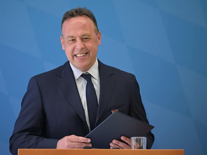 Marco Sturm wurde in München geehrt. / Foto: Malin Wunderlich/dpa