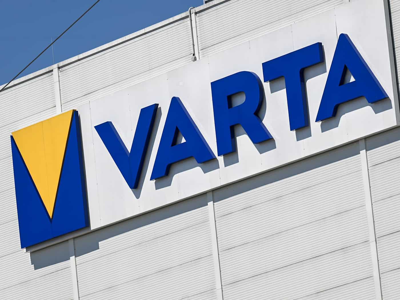 Varta-Insolvenz: Vorläufiger Verwalter verzeichnet reges Investoreninteresse – Erhalt der Arbeitsplätze im Fokus