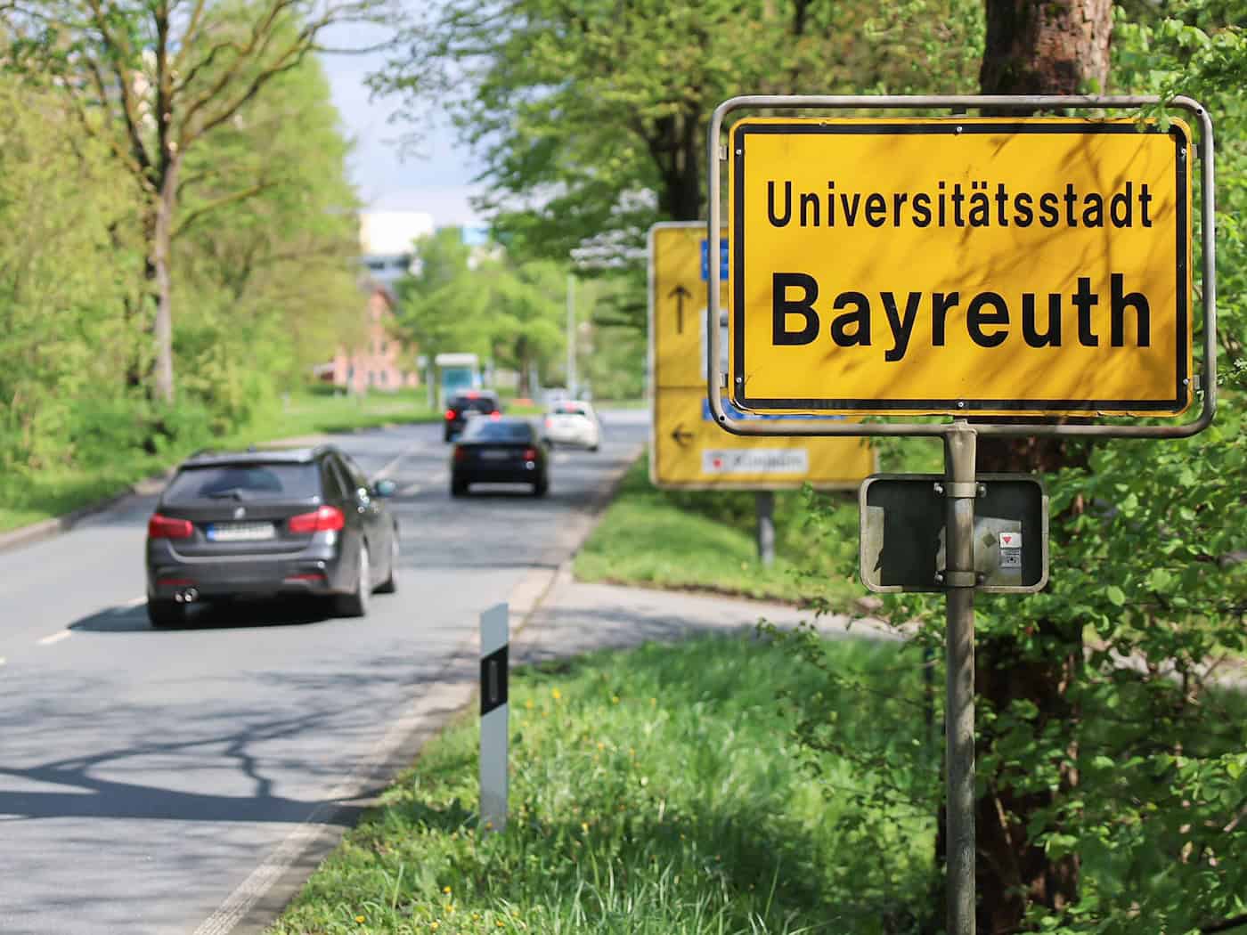 Wasserrohrbruch in Bayreuth: Hohenzollernring wegen Unterspülung bis Ende August gesperrt