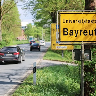 Wasserrohrbruch in Bayreuth: Hohenzollernring wegen Unterspülung bis Ende August gesperrt