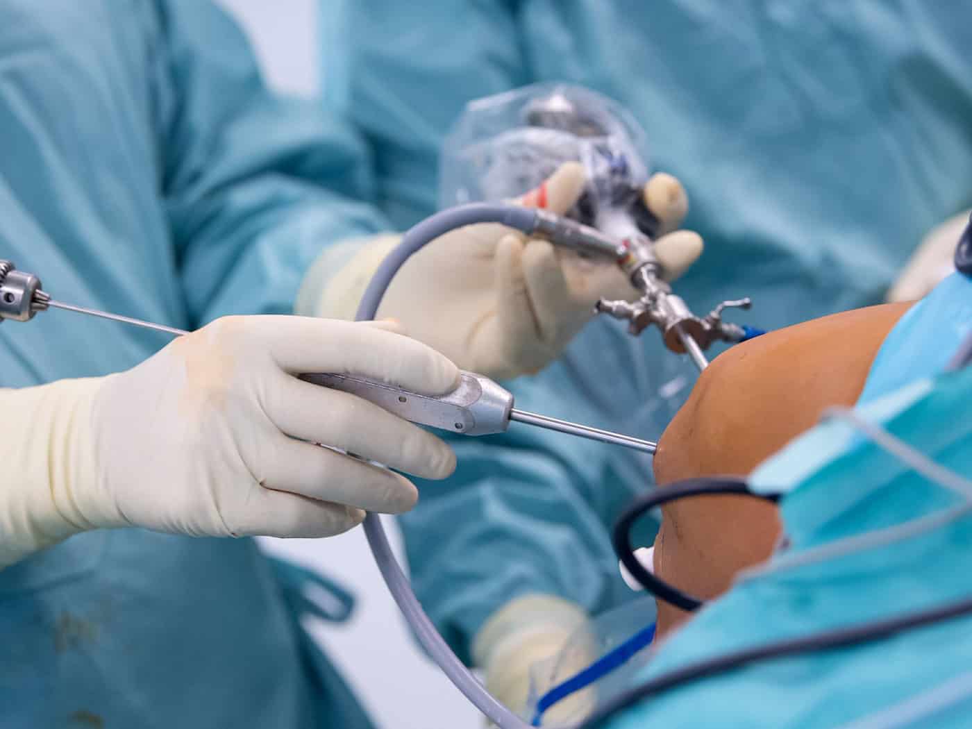 Medizinischer Dienst Bayern: 608 bestätigte Behandlungsfehler – 451 mit Schaden, 33 Tote