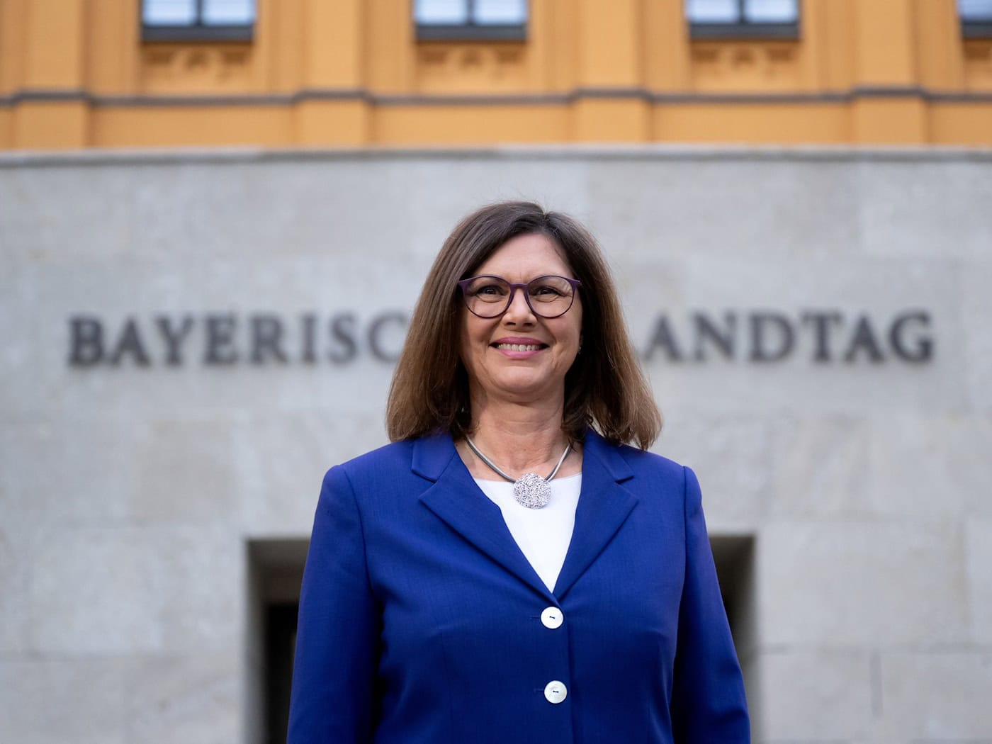 Bayerns Landtagspräsidentin Ilse Aigner nach Knie-Operation: Drei Wochen Reha statt Bergtouren