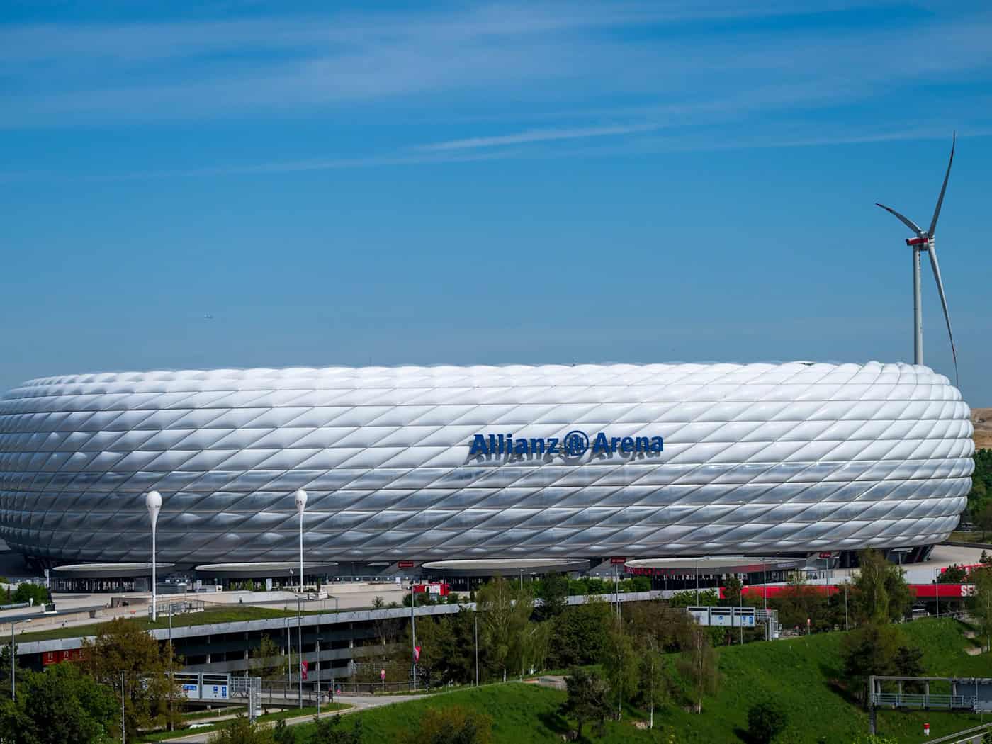Münchner Allianz Arena irrtümlich auf Sydney-Marathon-Medaille abgebildet