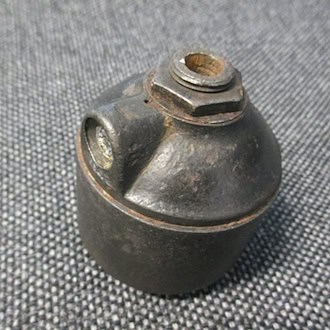 Alte Handgranate am Starnberger See - wohl aus Kriegszeiten