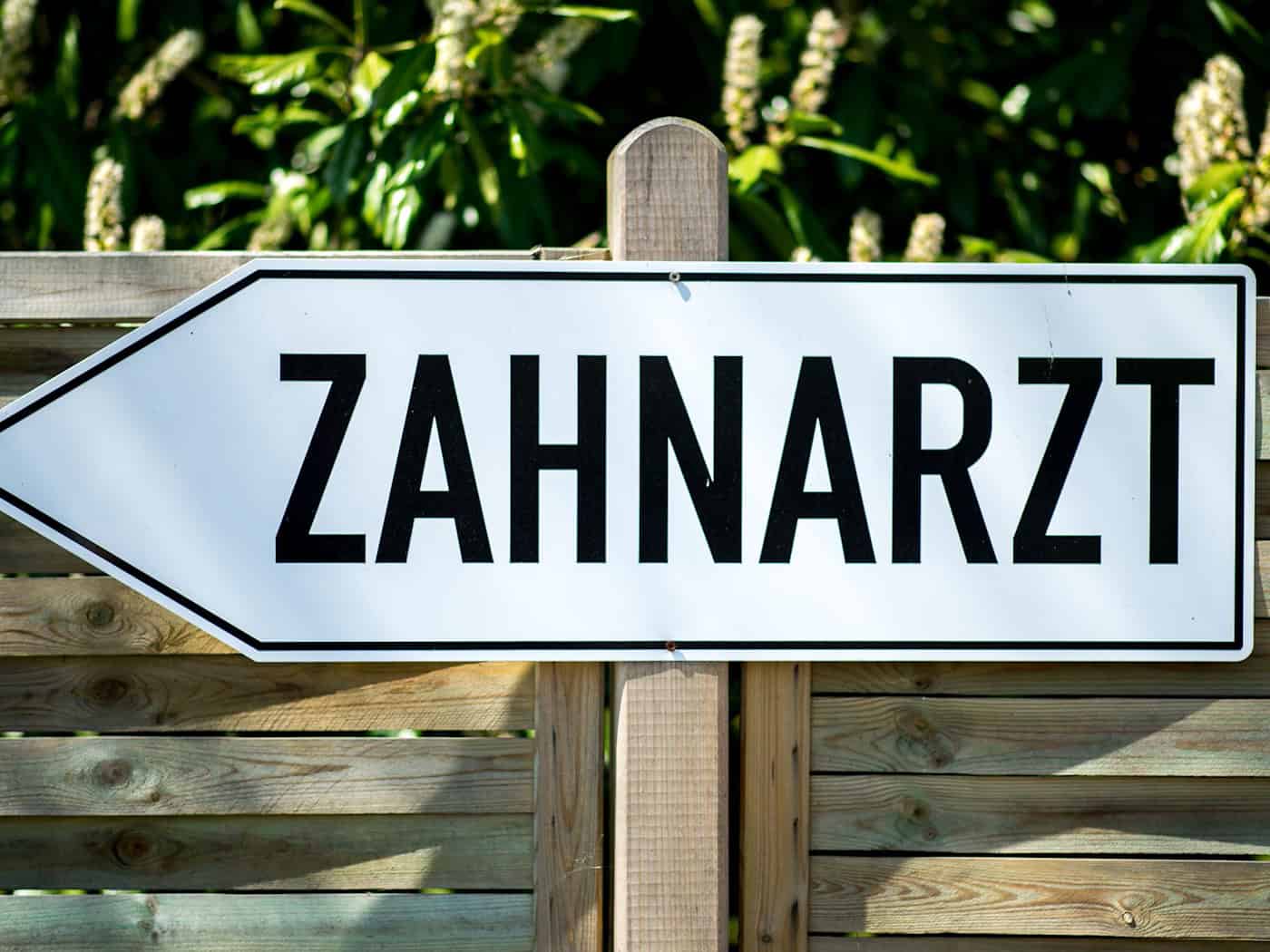 Barmer: Bayerns Pflegebedürftige zu selten beim Zahnarzt