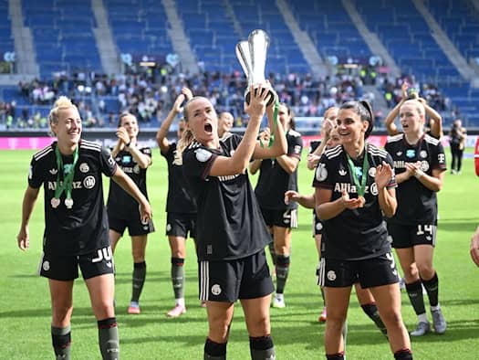 FC Bayern als Favoritinnen beim Supercup in Ingolstadt gegen VfL Wolfsburg
