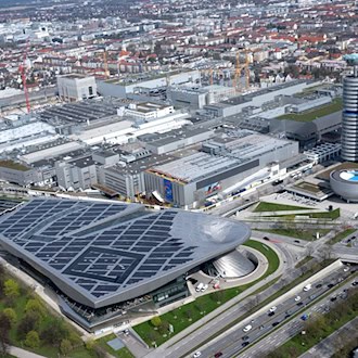 BMW beginnt in München Serienproduktion des vollelektrischen i3
