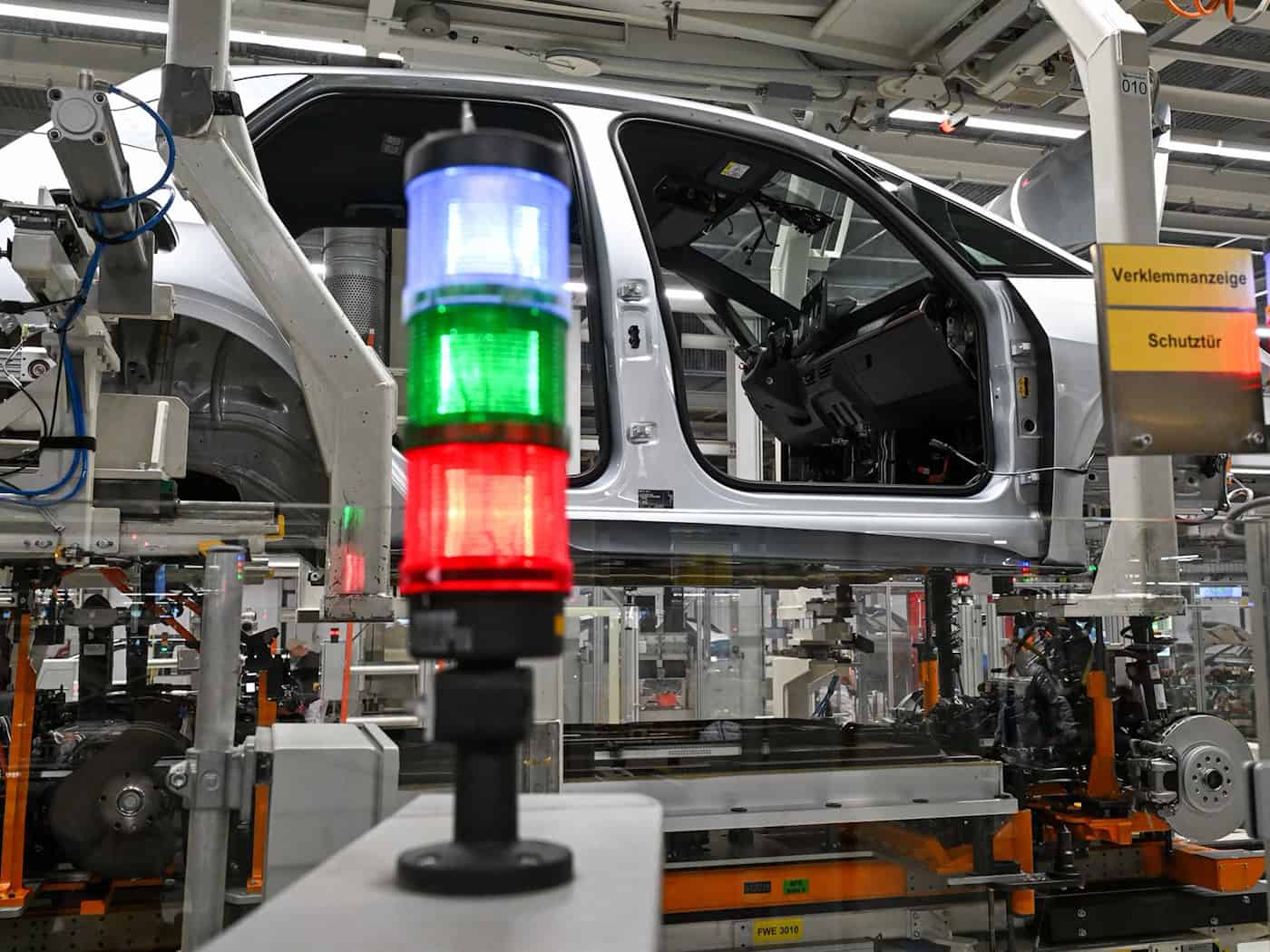 CDU- und CSU-Fraktionen in Thüringen, Sachsen und Bayern fordern industriepolitischen Kurs für kriselnde Automobilbranche